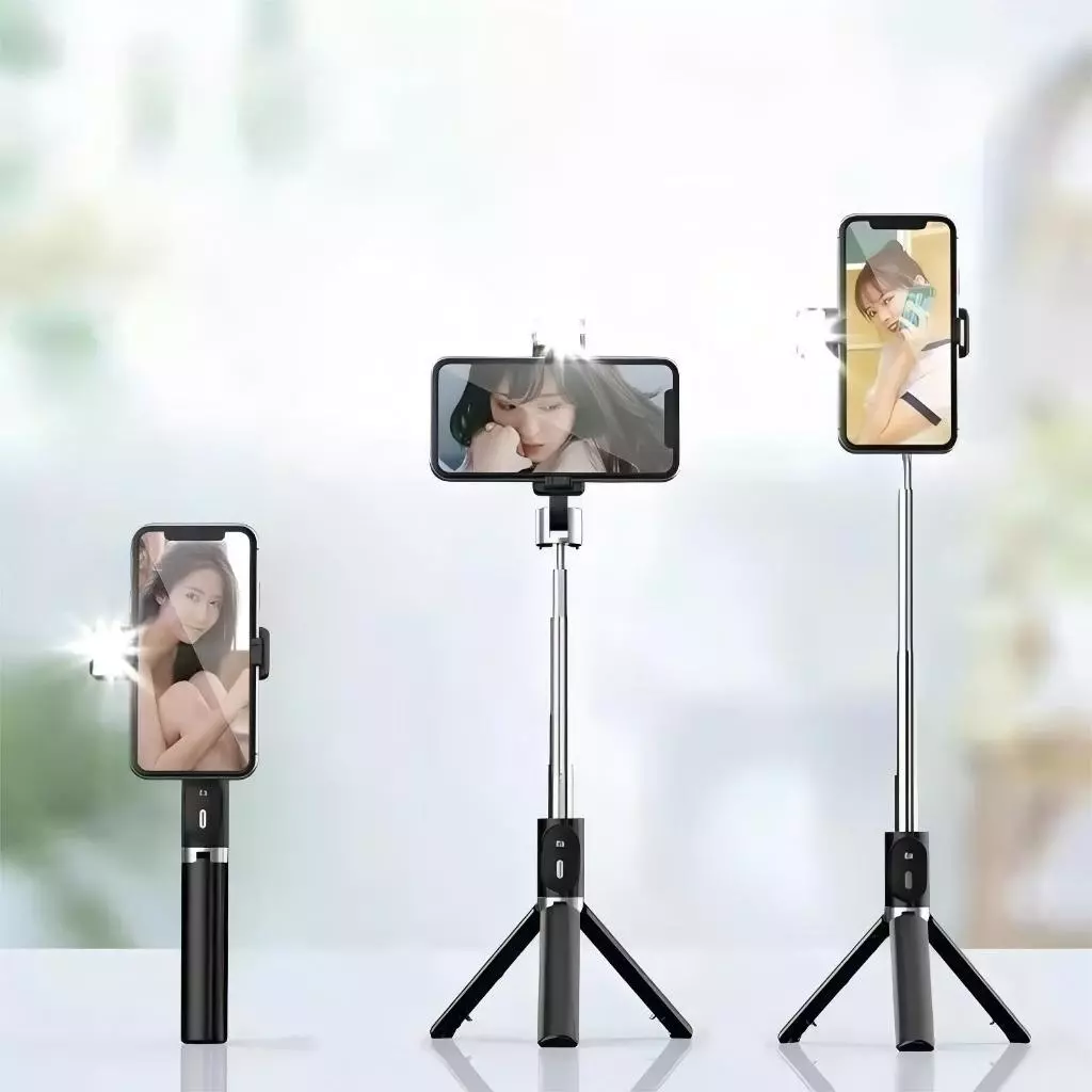 Bastão Pau de selfie Tripé Retrátil Com Luz LED Controle Bluetooth Celular - Imagem 2